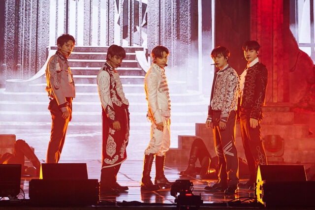 「王の帰還」EXO「♥EXO-Lが私たちの『クラウン』です」カムバック感想