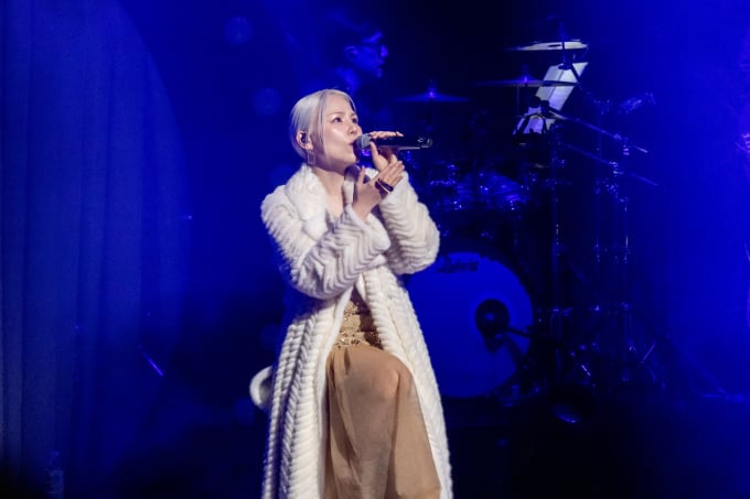 アリ、全国ツアーコンサートを成功裏に終える