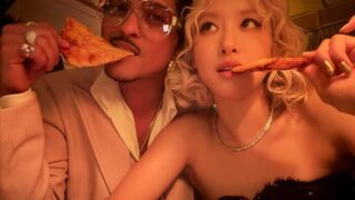 「初のグラミー受賞」BLACKPINKロゼ、無冠でも笑顔！「ロックシックの本能を目覚めさせてくれたブルーノ・マーズに感謝」