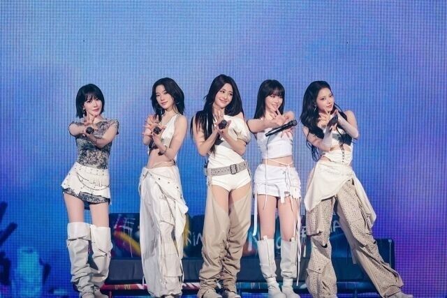 "夢の舞台、その次は"...実力派になったルセラフィム、韓国ファンとワールドツアー完走(総合)