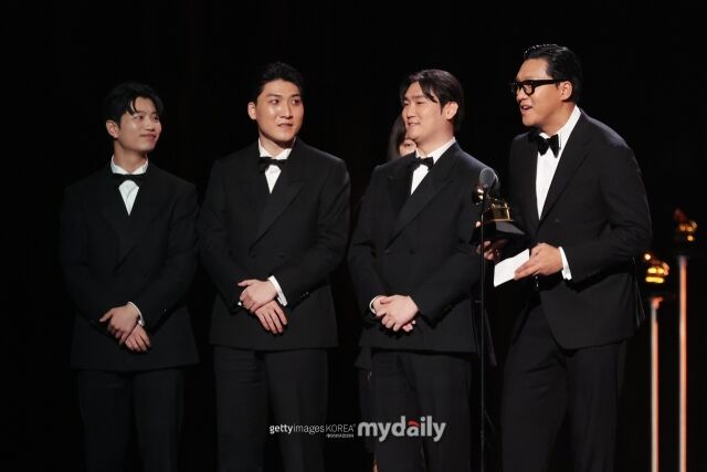 K-POP初のグラミー賞快挙...ケデホン'ゴールデン'、ベストソングリトンフォービジュアルメディア賞受賞