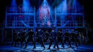 ミュージカル「ひそかに偉大に」10周年記念公演開幕盛況
