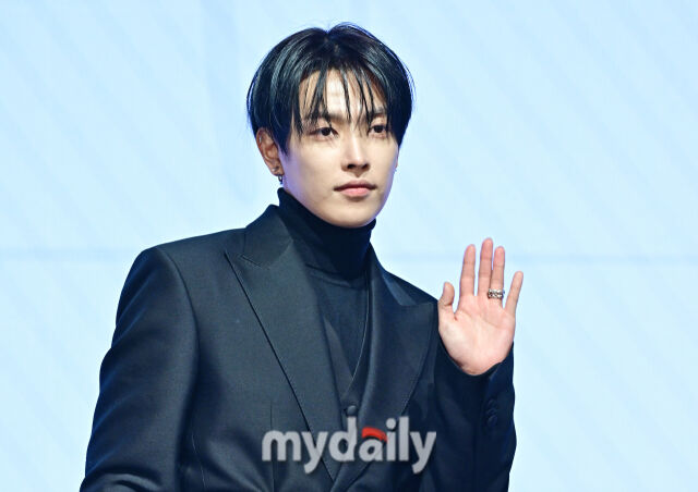 "これから一瞬一瞬が'ゴールデンタイム'」...'全員再契約'エイチズ、団結して一つに（総合）