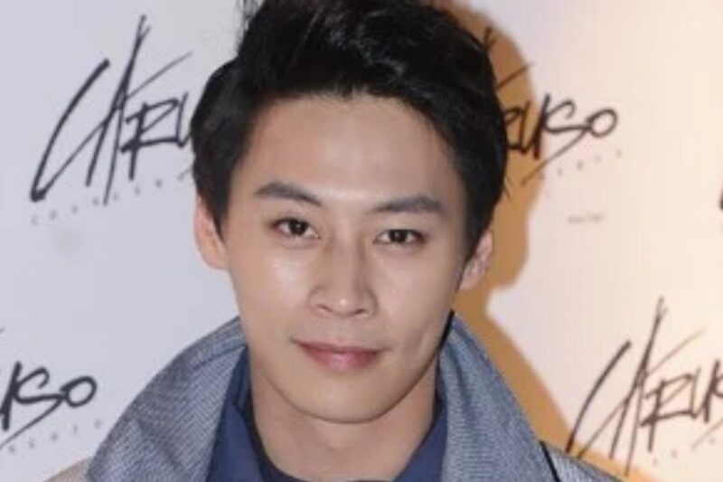 正東津、突然の逝去…ファンが「号泣」