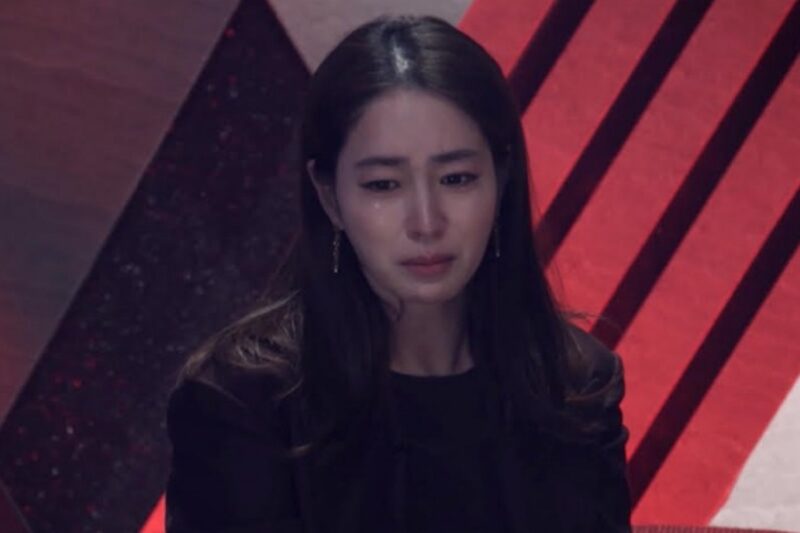 ‘イ・ビョンホン♥’ イ・ミンジョン、ついに耐えきれず…「号泣」