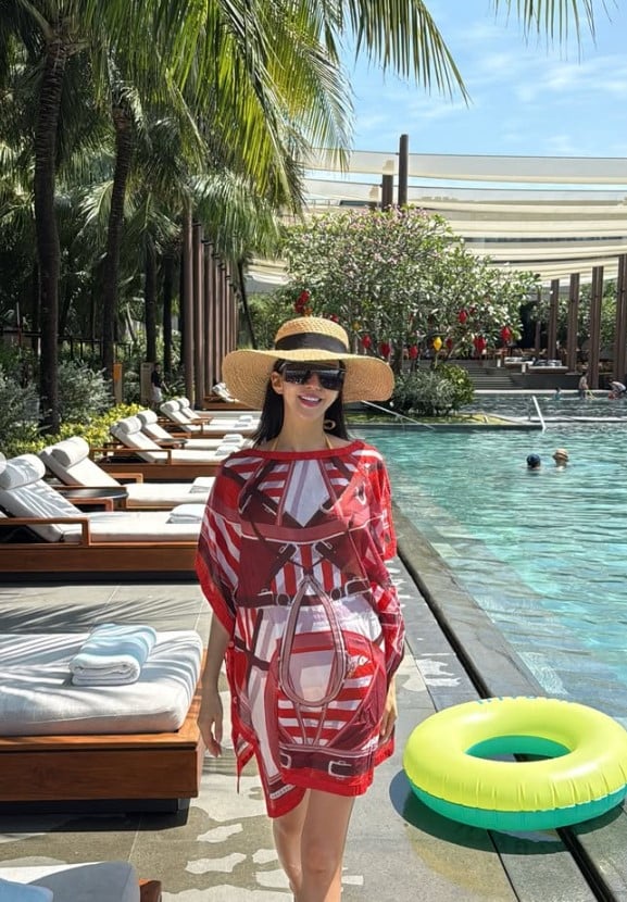 「第三子妊娠」パク・ヒョンソン、大胆なDラインの美姿