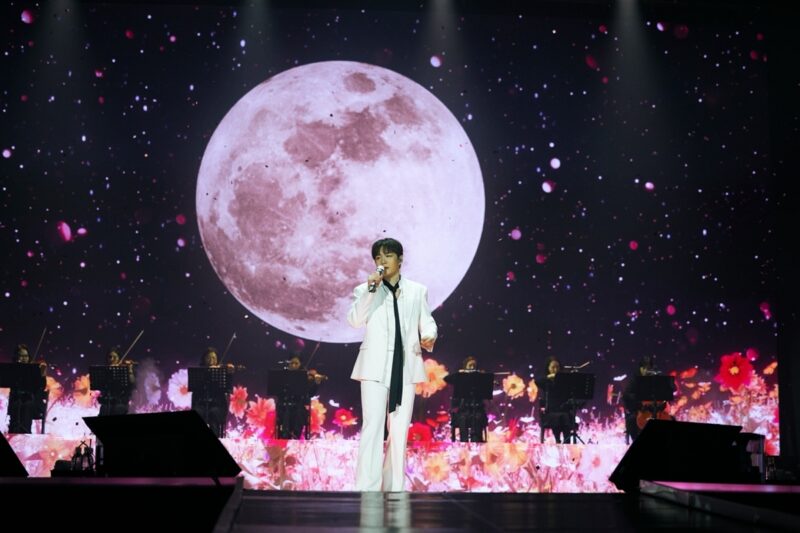 イ・チャンソプ、ついに最後の挨拶…ファンたち「涙の海」