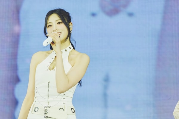 「脱退したら20億ずつ払う」…涙を流したApink、ファンと「永遠」の約束