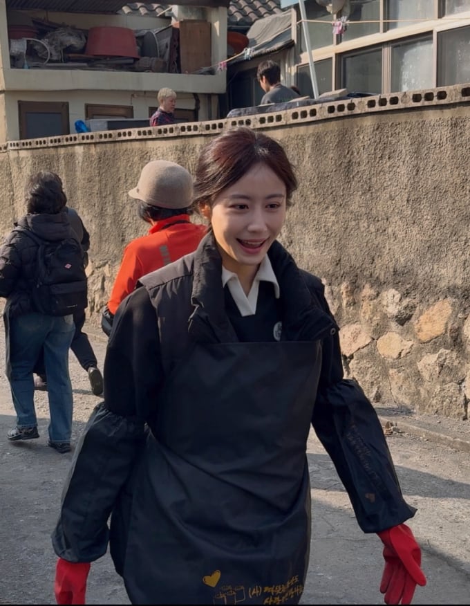 シン・スンテ×ク・スギョン、練炭2000枚を分かち合う