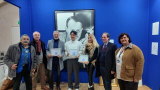 ポップアーティストのバッドボス、フランス・パリでルーブルに続きアートキャピタル「アンドレ・マロ審査員賞」を受賞