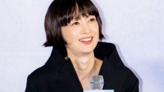 イ・ナヨン、ライブで突発行動…一同「驚愕」