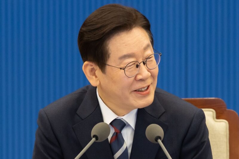 李、億単位の報奨金を支払う…「緊急ニュース」