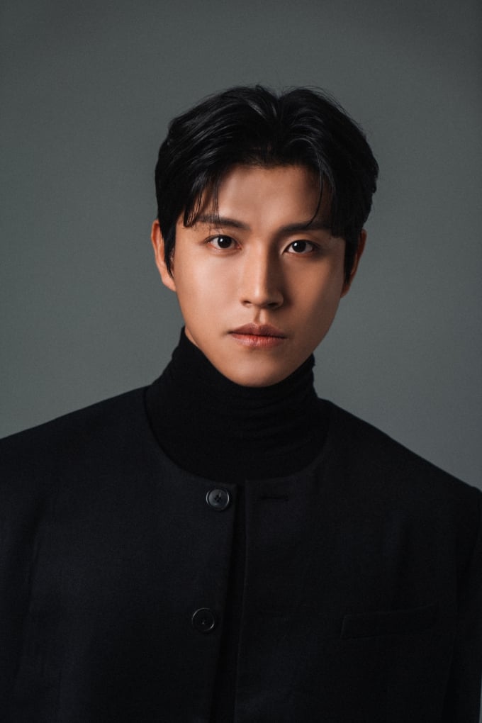 キム・ジェソン、演劇『リア王外伝』にキャスティング