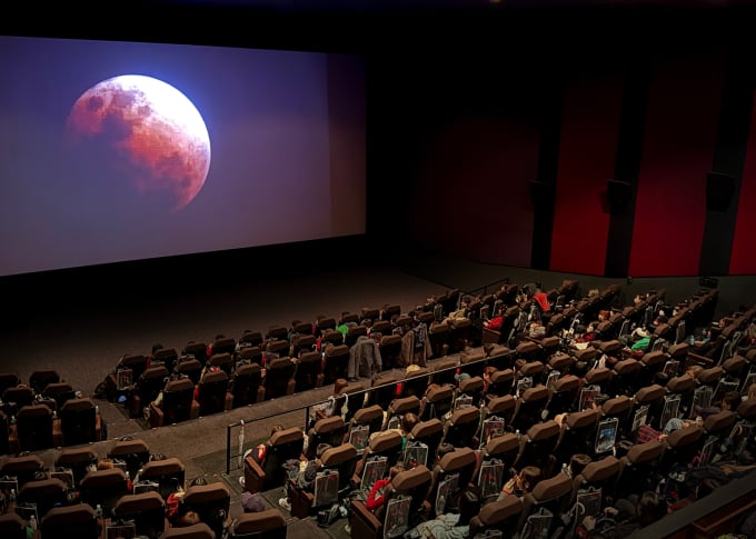 HYBE「ダークムーン」ファンイベント成功裏に終了