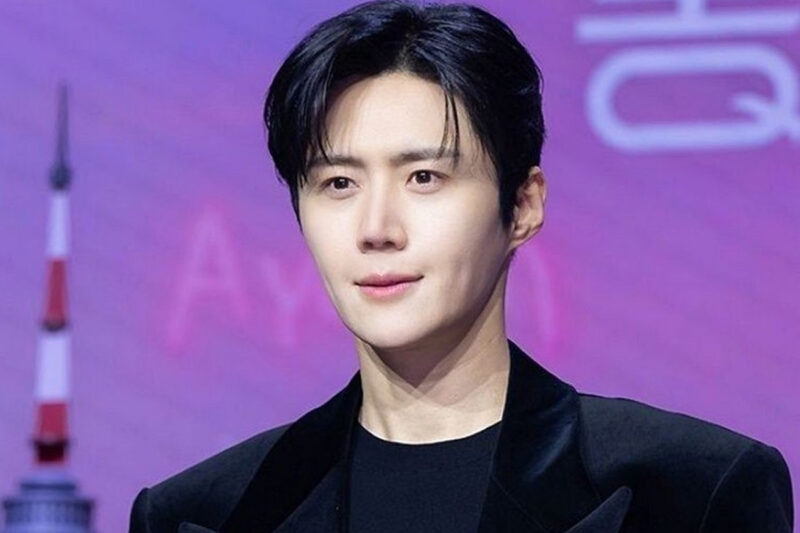 脱税疑惑のキム・ソンホ、騒動の最中に二重の慶事…