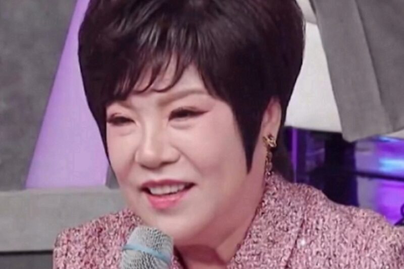 '67歳'キム・ヨンジャ、涙のニュース...ファン'号泣'