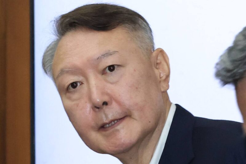 "鉄の針を2本突き刺す"...ユン、目まぐるしい状況発生