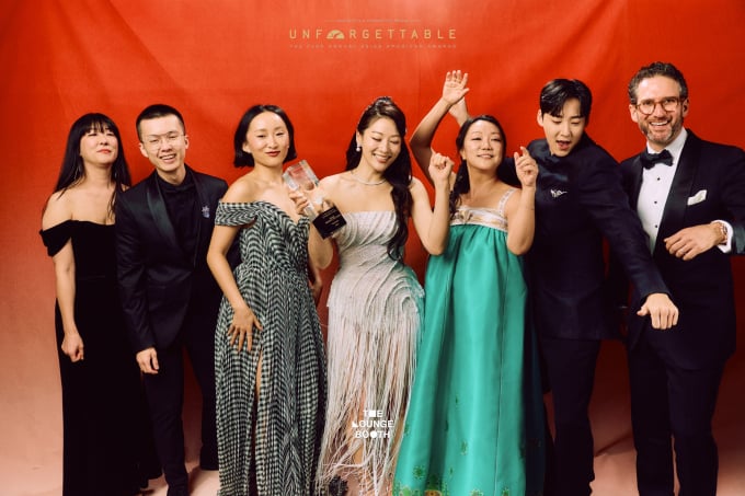 アデン・ジョー、「ケデホン」チームと「アンフォゲッタブル・ガラ・アワード」ヴァンガード賞受賞