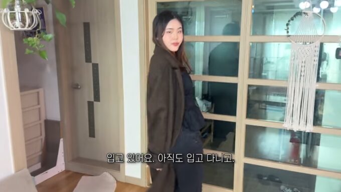 イ・ヒョリ、撮影中の出演者にコートプレゼント