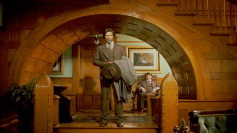 天文学的な制作費を投入し、ハリウッド史上最も「駄作」と評価される呪われた大作。