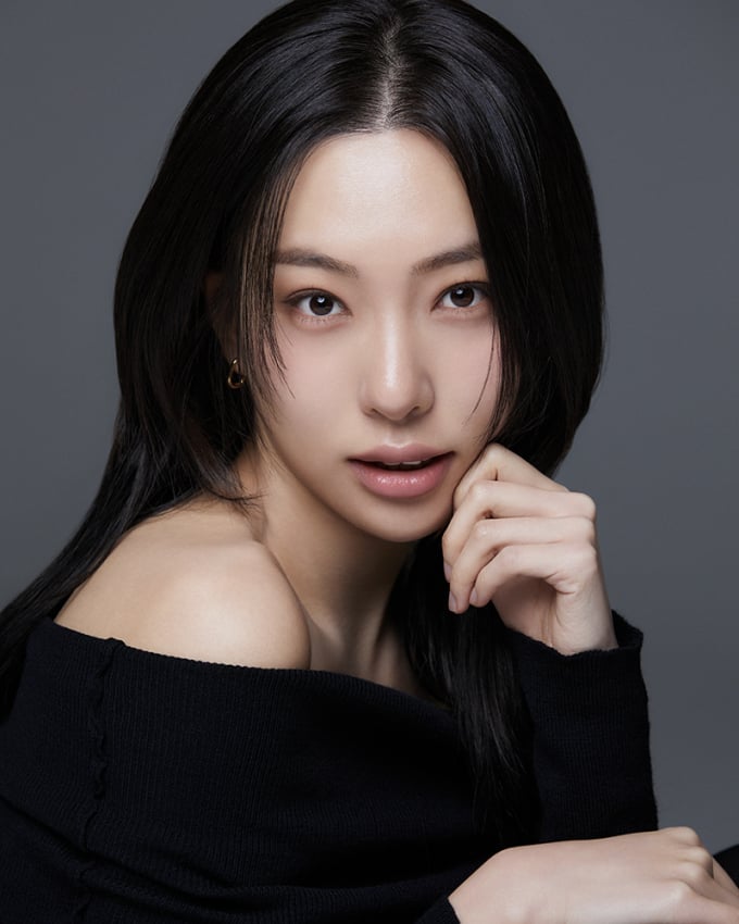 イ・ジン、キューブエンターテインメントと専属契約締結