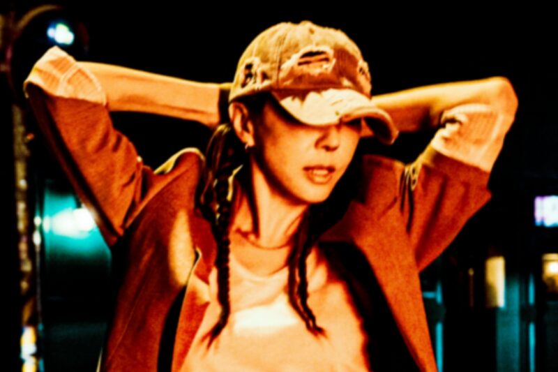 歌手キム・ワンソン、違法行為...検察送致