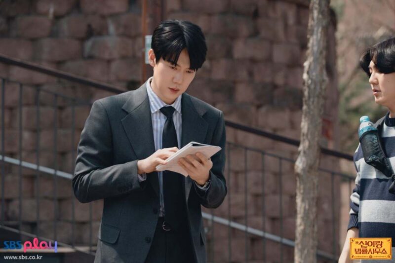 トップスターがキャリアを懸けて制作に全力を注ぎ、すでに視聴率1位が確実視されている新作ドラマ