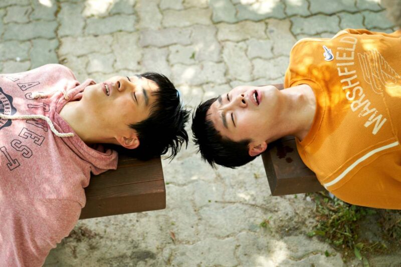 チャン・ハンジュン監督が1000万人の観客動員を記録した直後に「再公開」され、1位を独占するのではないかという話題沸騰中のスポーツ映画