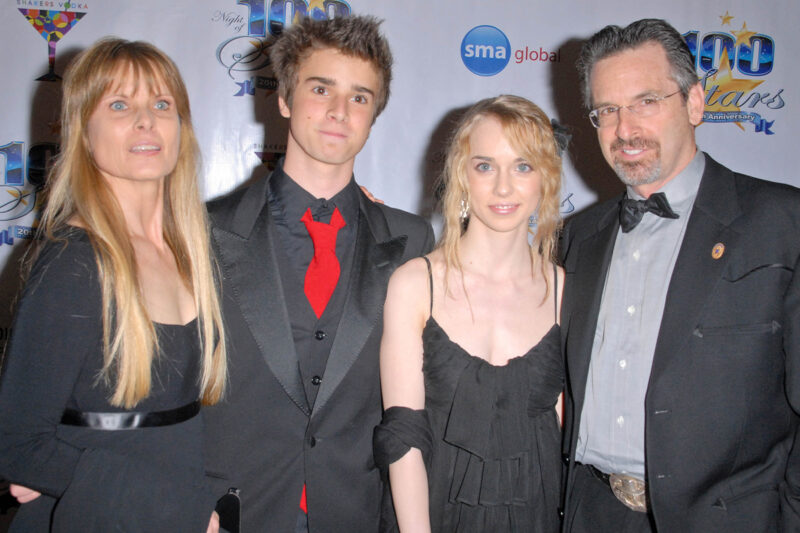 有名俳優が「自殺」…遅れて伝えられたニュース