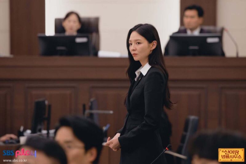 視聴率11％を記録し、Netflixのトップに躍り出た、今最も話題の法廷ドラマ