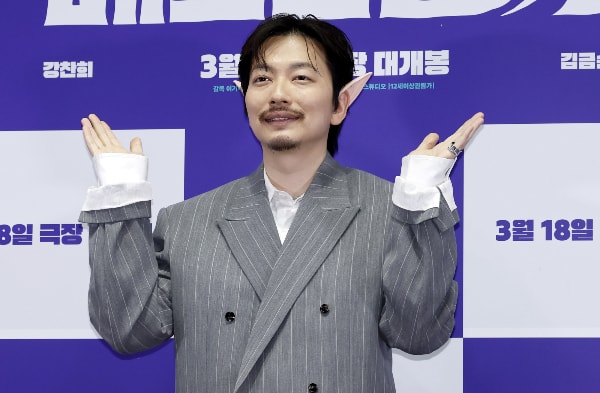 イ・ドンフィ、「兵役法違反」のソン・ミンホの試写会招待を巡る物議に…「現場で知った」