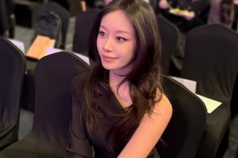 「離婚」の延期、ひっそりと投稿された写真…急速に拡散