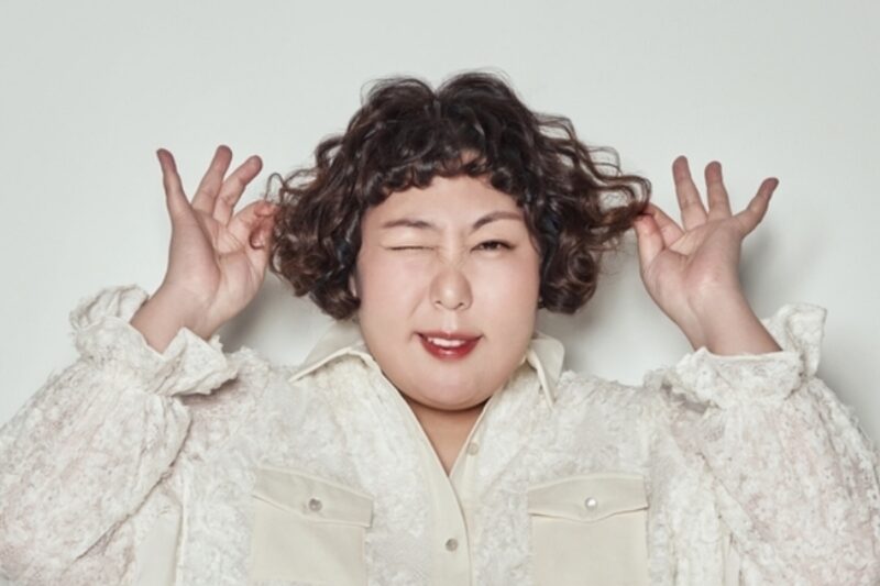 蜃気楼、突然の訃報…現在、葬儀場で見守っている