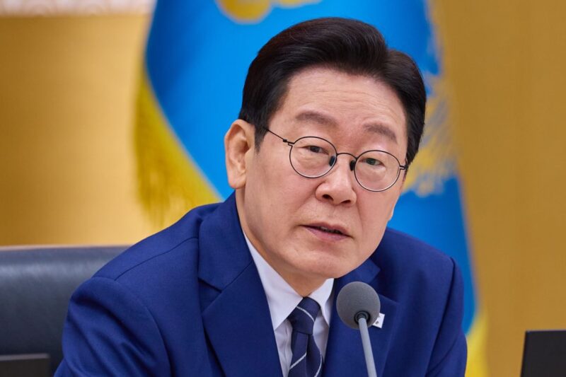 李氏、統制に乗り出す…「湾岸戦争」以来初めて