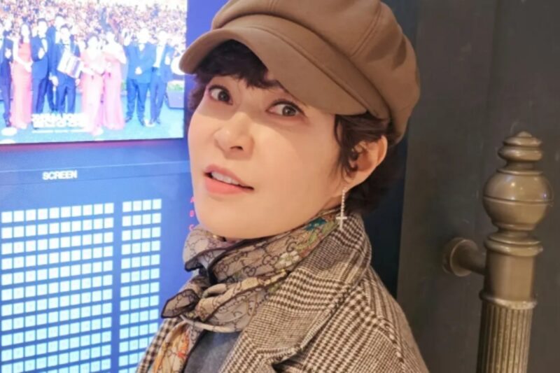 「55歳」のチョ・ヘリョン、骨と皮ばかりに…衝撃のニュース