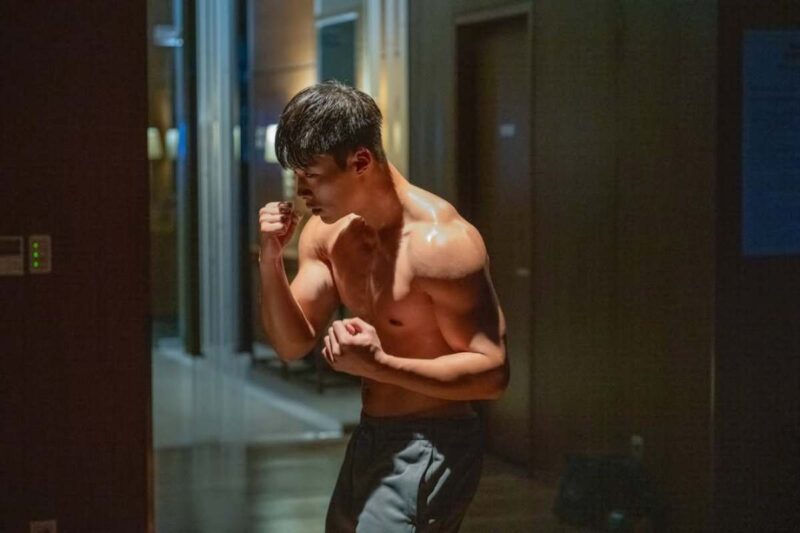 「Netflixで1位」を獲得した主役たちが再び集結し、またもや旋風を巻き起こしそうな新作韓国ドラマ