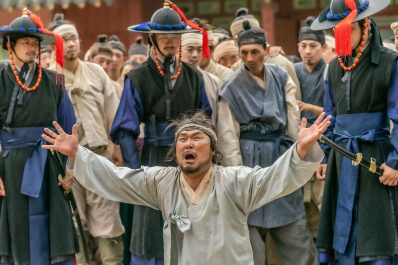 『ワンサナム』のヒットに続き、公開2日でボックスオフィス3位に躍進し、口コミで話題沸騰中の韓国新作映画