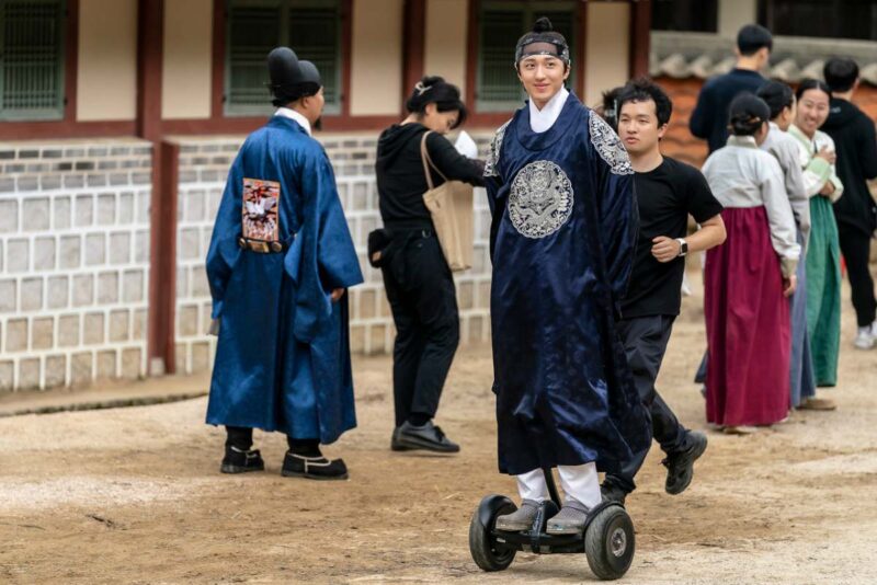 『ワンサナム』のヒットに続き、公開2日でボックスオフィス3位に躍進し、口コミで話題沸騰中の韓国新作映画