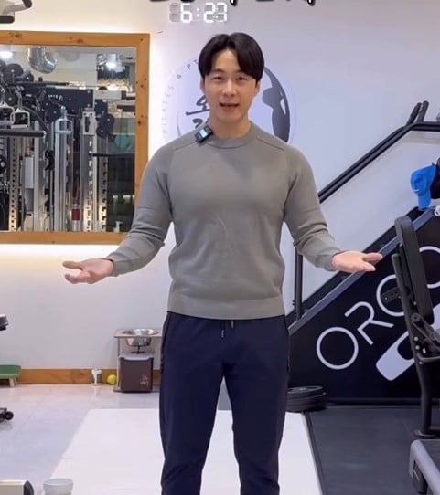 チョン・グヨン、O脚矯正エクササイズを公開…「小さな習慣が変化を生む」