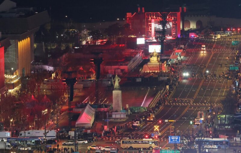 「7兆ウォン」のBTSノミックスが現実化…ARMYの集結でソウルの商業地区が活気づく