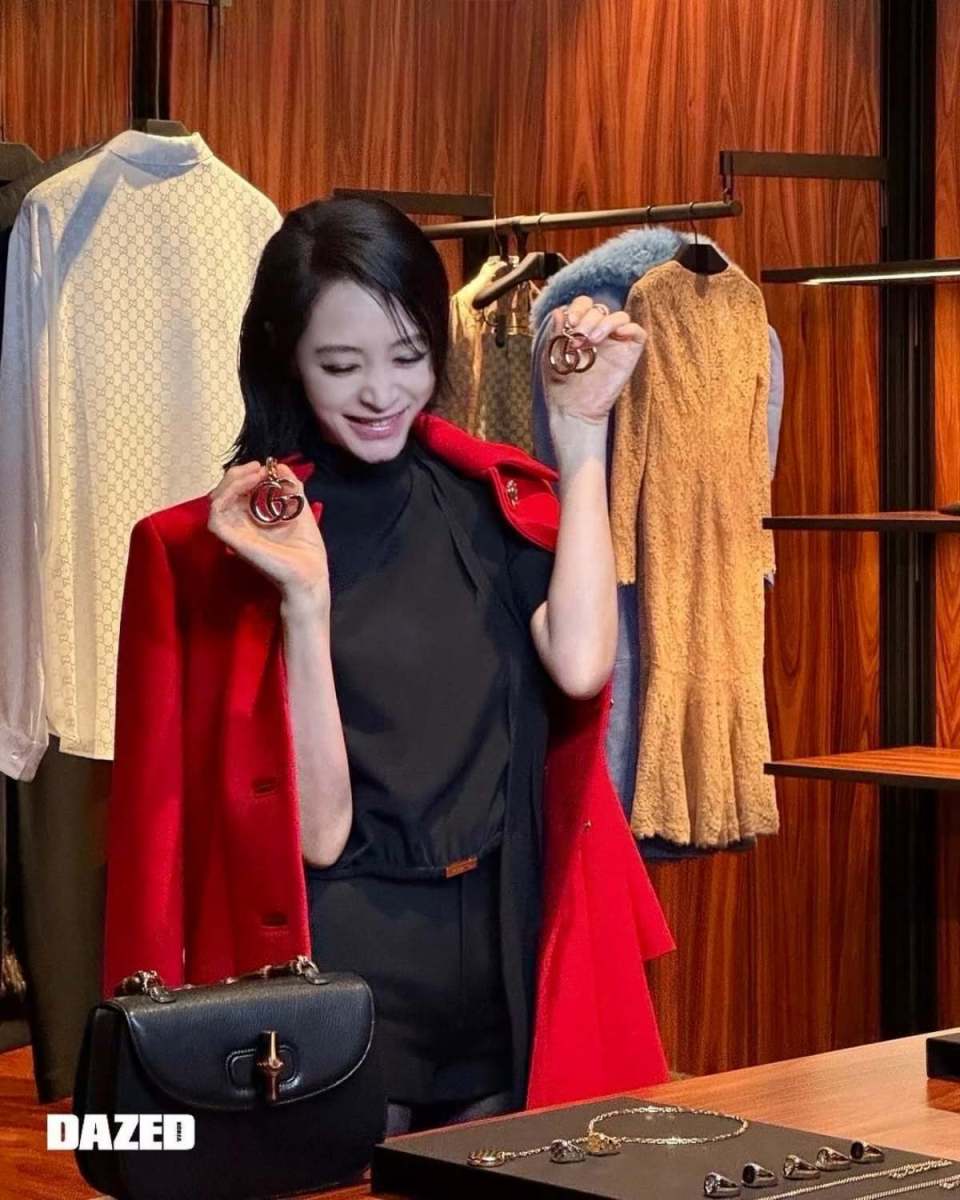 登場しただけで制作陣に脚本を書き直させた、他に類を見ない「圧倒的な」オーラを持つ女優