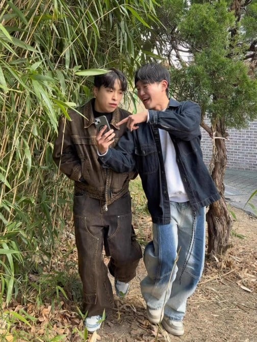 ティゴム、「横に押す友達」という共感できる動画が話題に…世界中のファンも爆笑