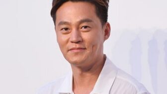 「55歳」のイ・ソジン、引退計画…俳優界に「衝撃」