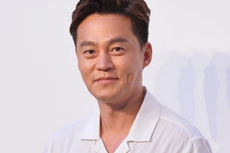 「55歳」のイ・ソジン、引退計画…俳優界に「衝撃」