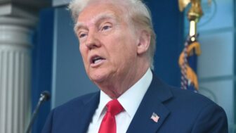 米国のトランプ氏「イランと合意」