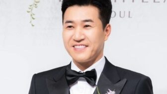 「新婚」のキム・ジョンミン、ついに赤ちゃんを抱きしめた…