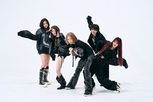 ヨンパさん、史上最高級のオールブラックのカリスマ…ソウルの夜を染め上げたヒップホップのムード