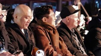 「世界的な人脈の持ち主」バン・シヒョク、ビルボードとコーチェラのトップと共にBTSの公演を観覧