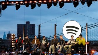 BTS、ニューヨークで民謡「アリラン」の大合唱が巻き起こった