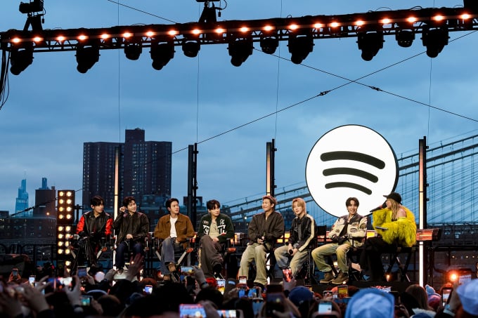 BTS、ニューヨークで民謡「アリラン」の大合唱が巻き起こった